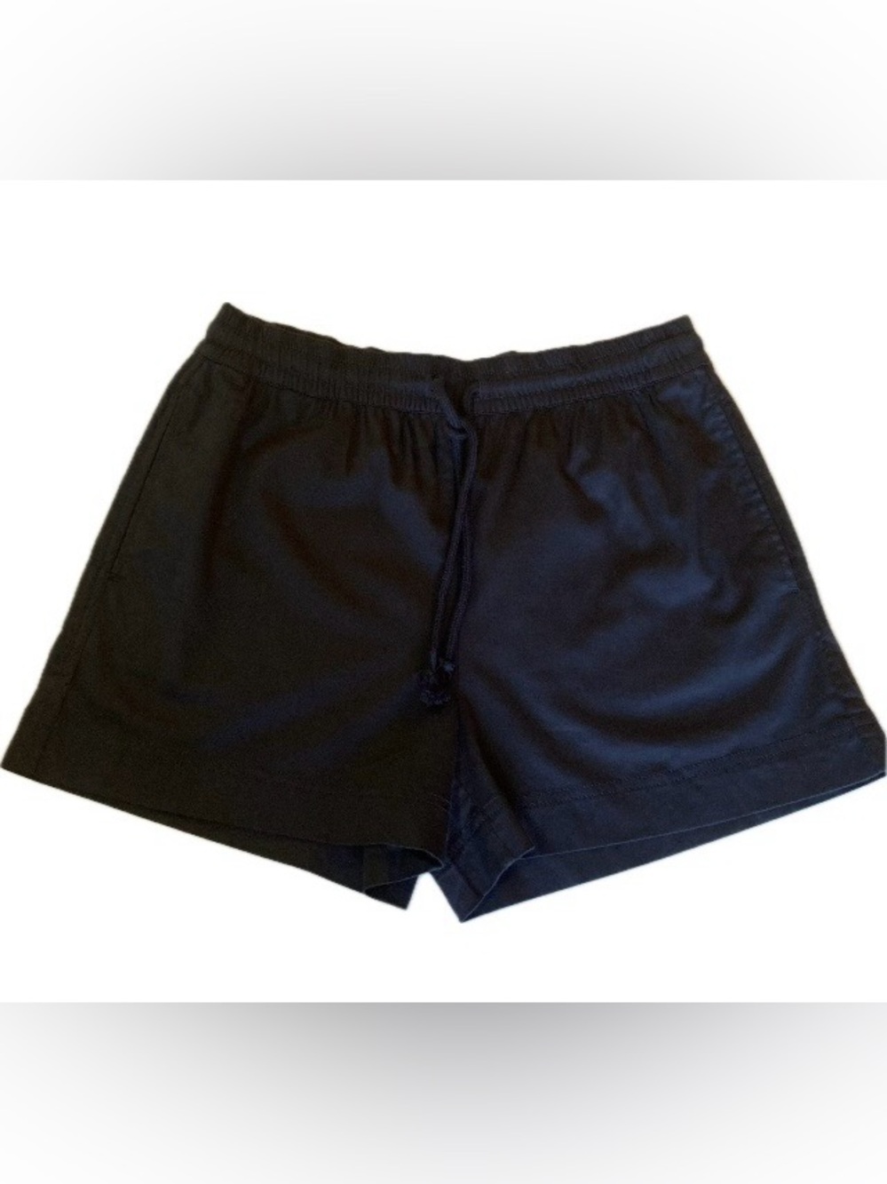 NWT Lou & Grey Unbelievably Soft Cotton Blend Shorts Size Medium 
High Waist